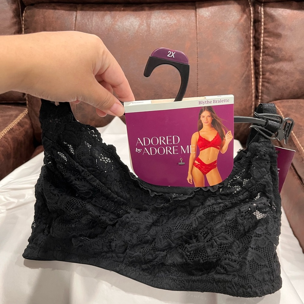 🤩Adore Me Elegant Black Lace Bralette
